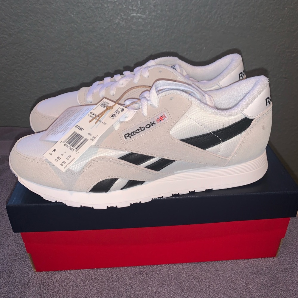 Reebok classics - Picture 3 of 5